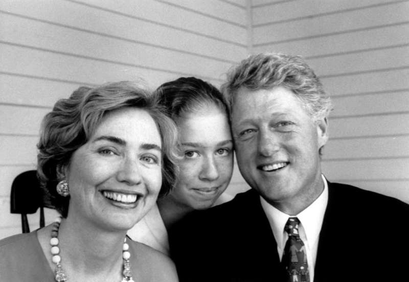 Bill Clinton, Chelsea e Hillary Rodham Clinton nel 1993 Getty Images)