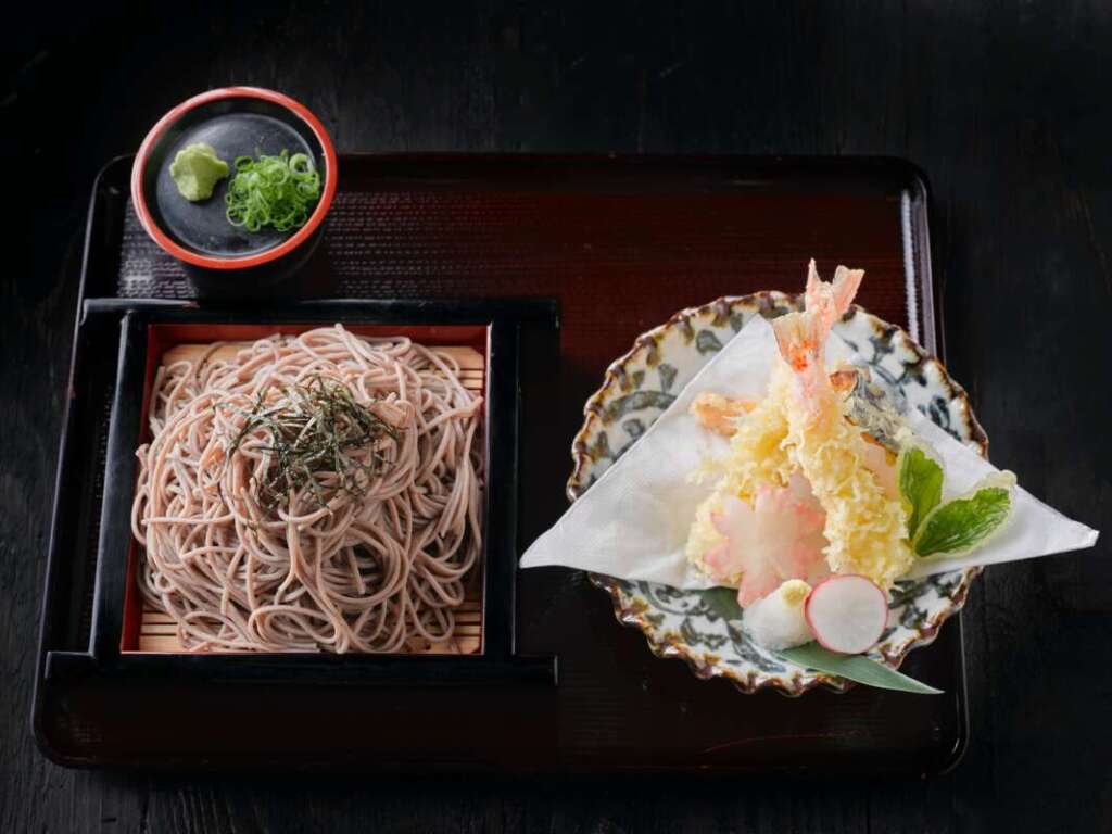 noodles e tempura