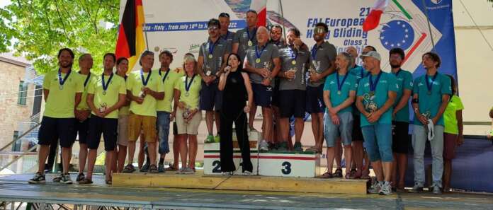 europei-delta-2022-podio-team1000px-1b18ef35